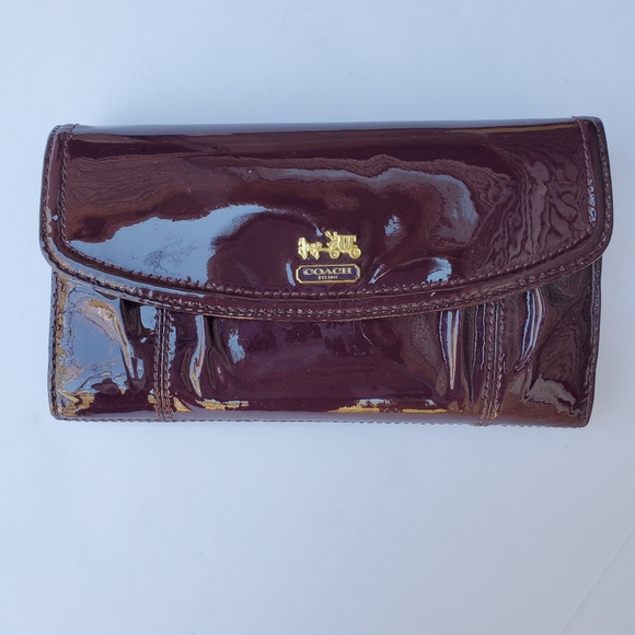 Coach Handbags - Coach Trifold wallet checkbook Patent Leather